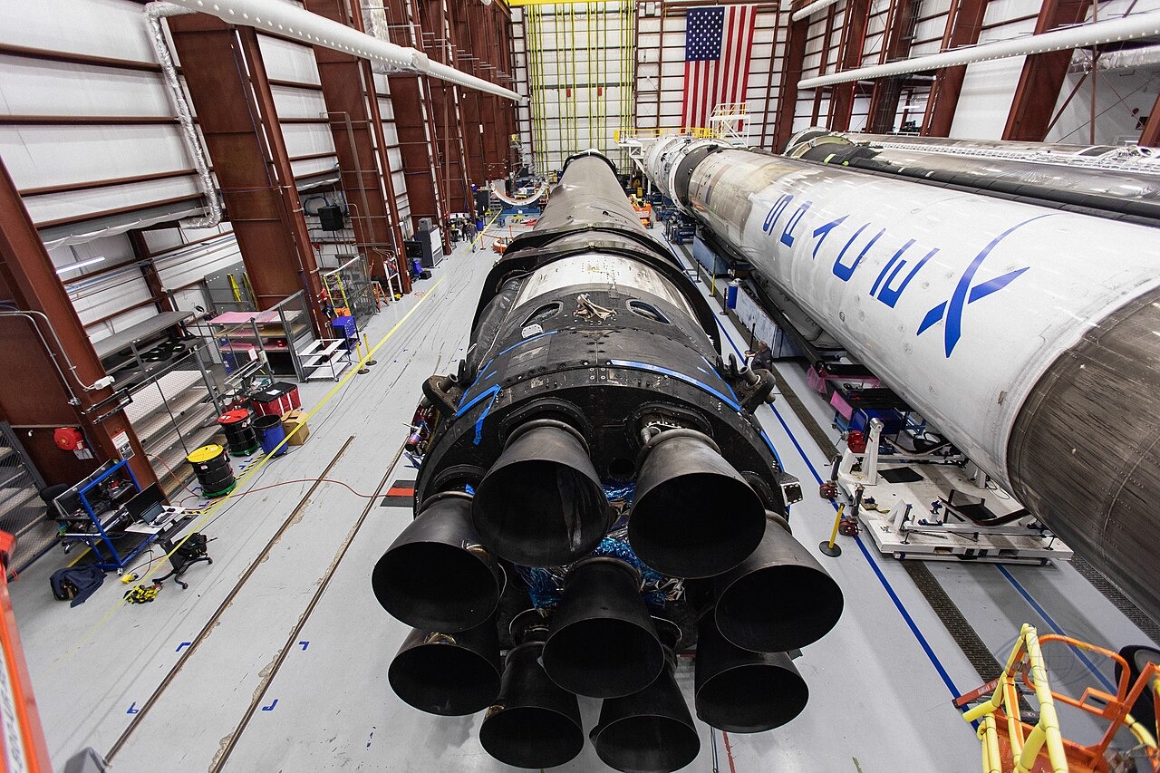 NASA рассчитывает, что аппарат для сведения МКС с орбиты будет готов в 2028 году