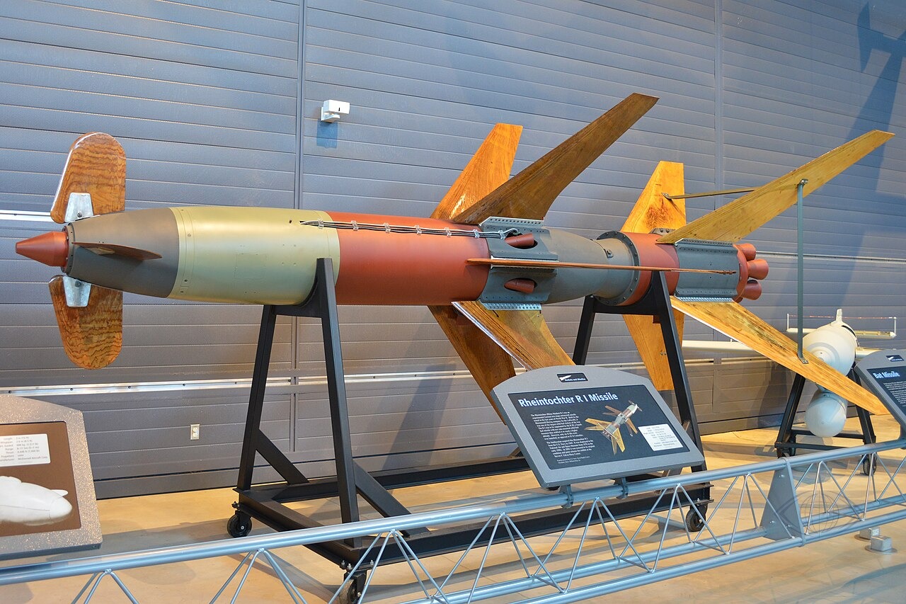 Rheinmetall назвал неудачными испытания зенитных комплексов Skyranger в Швеции