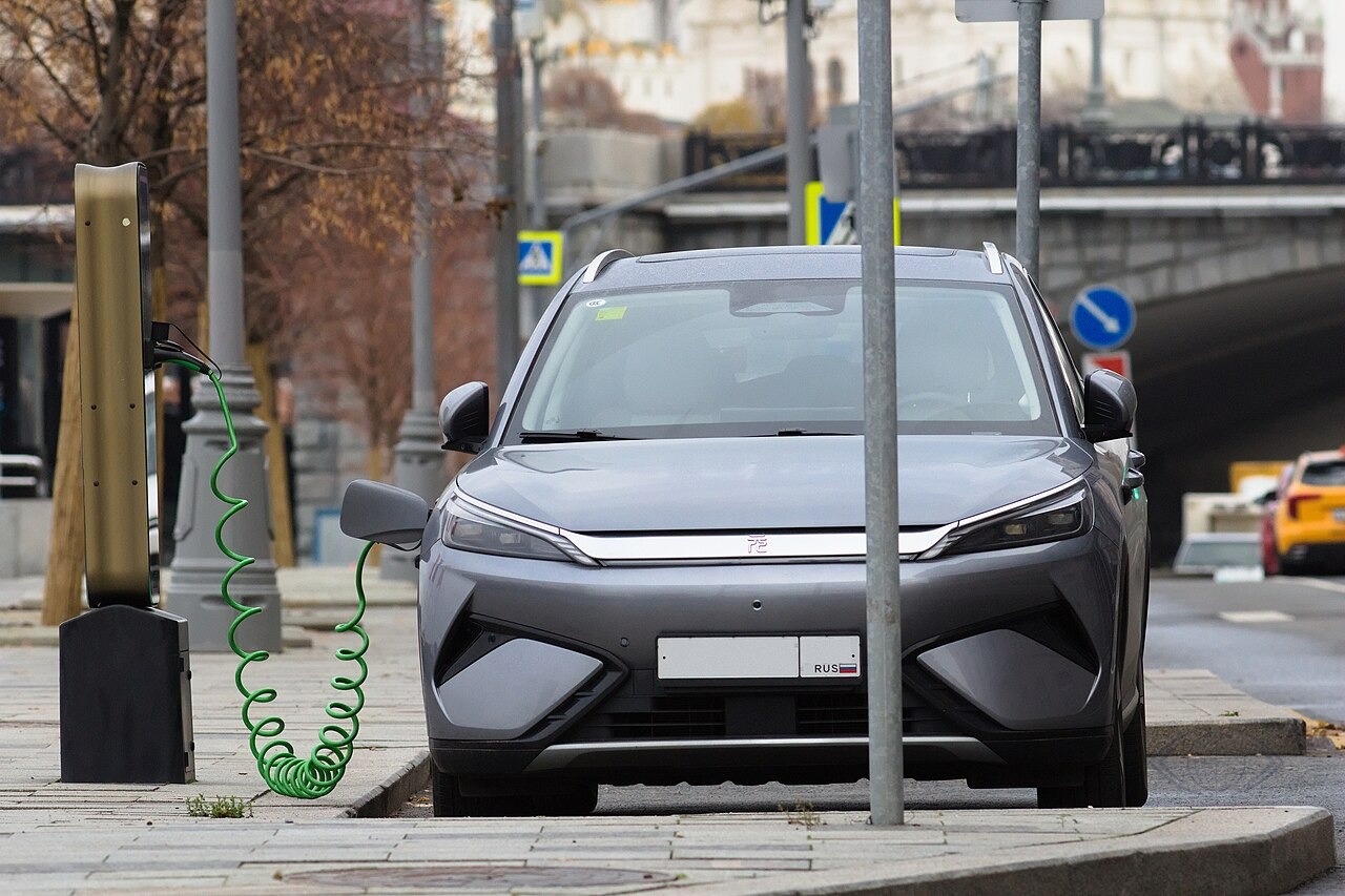 Hyper планирует расширить сеть зарядных станций для электромобилей в РФ до 4 тыс.