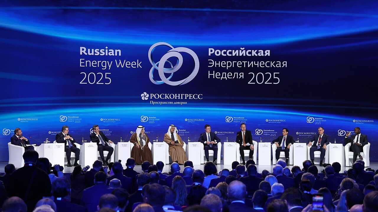Новак назвал поставки дизельного топлива на внутренний рынок приоритетом