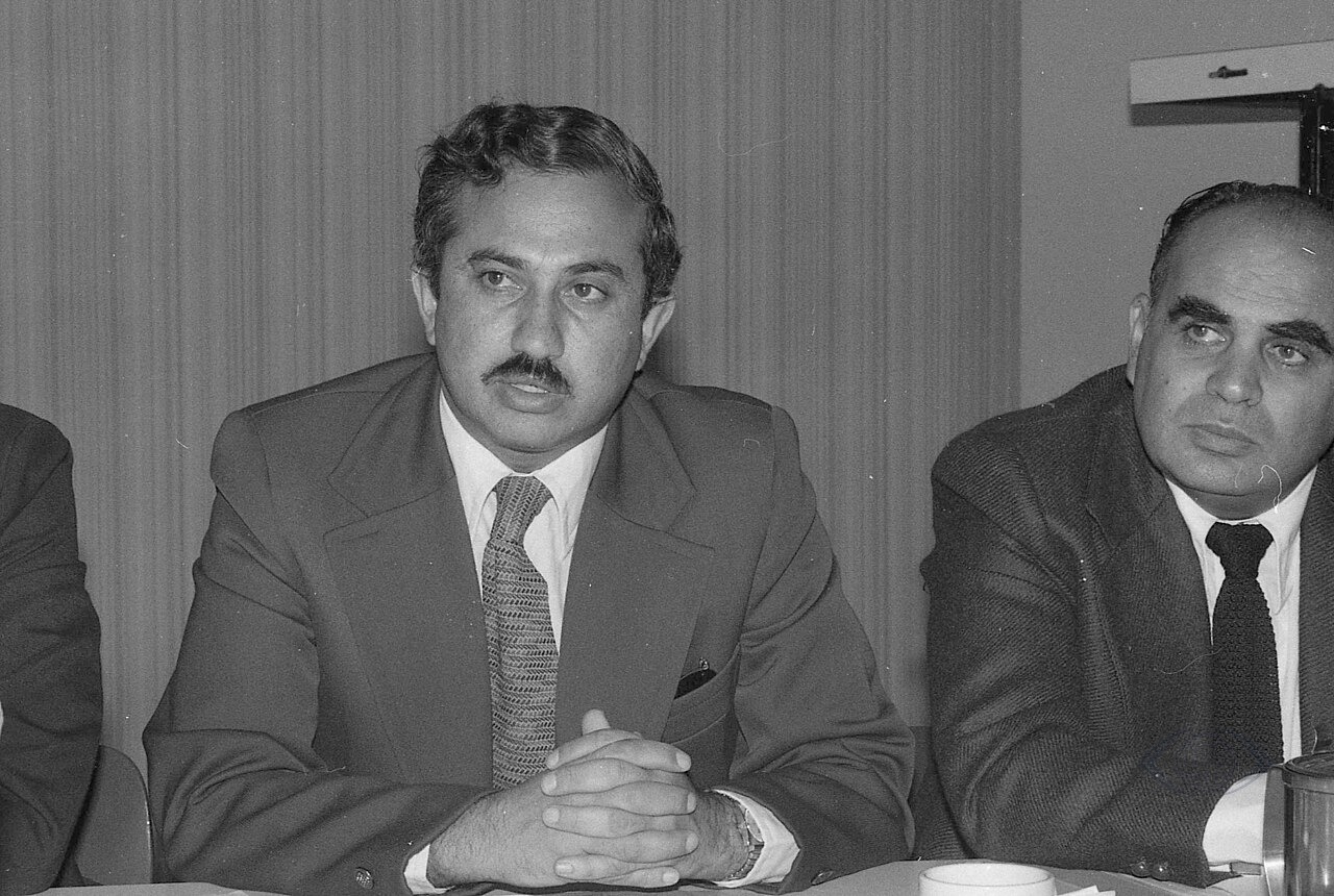 Объем чистых инвестиций в лизинг и активов в операционной аренде снизился на 14%