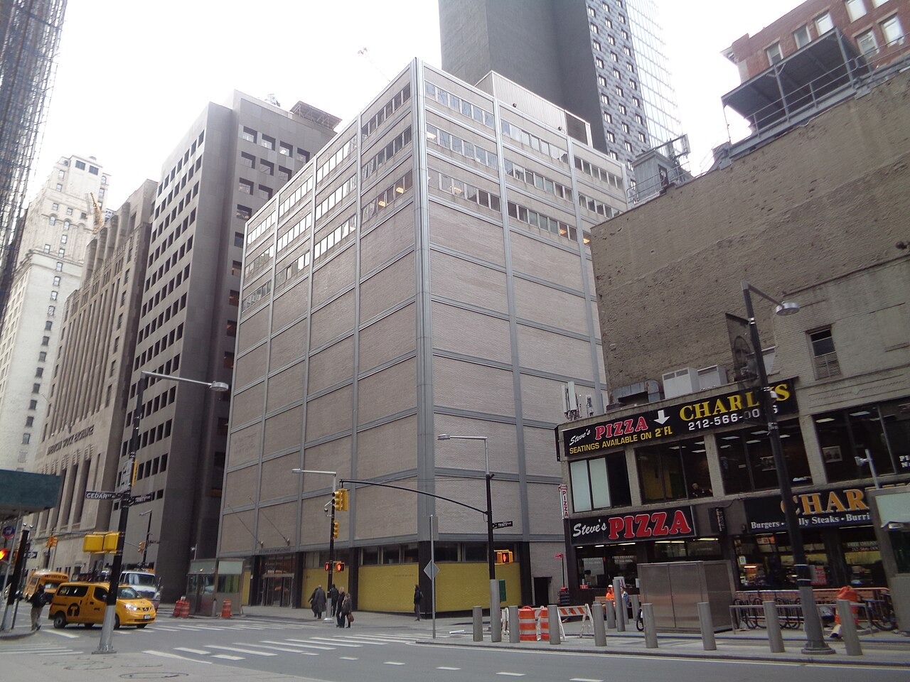 Средняя ставка аренды в бизнес-центрах в городах-миллионниках снизилась на 4%