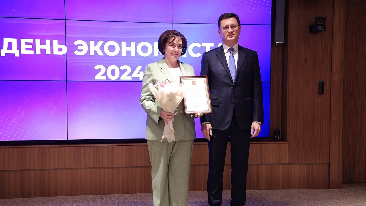 Мировой рынок дизтоплива испытывает дефицит, заявил Новак