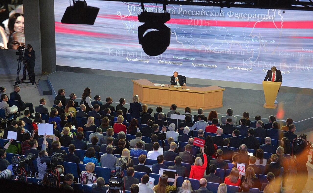 Песков назвал позицию ЕС по сделке между Россией и США деструктивной