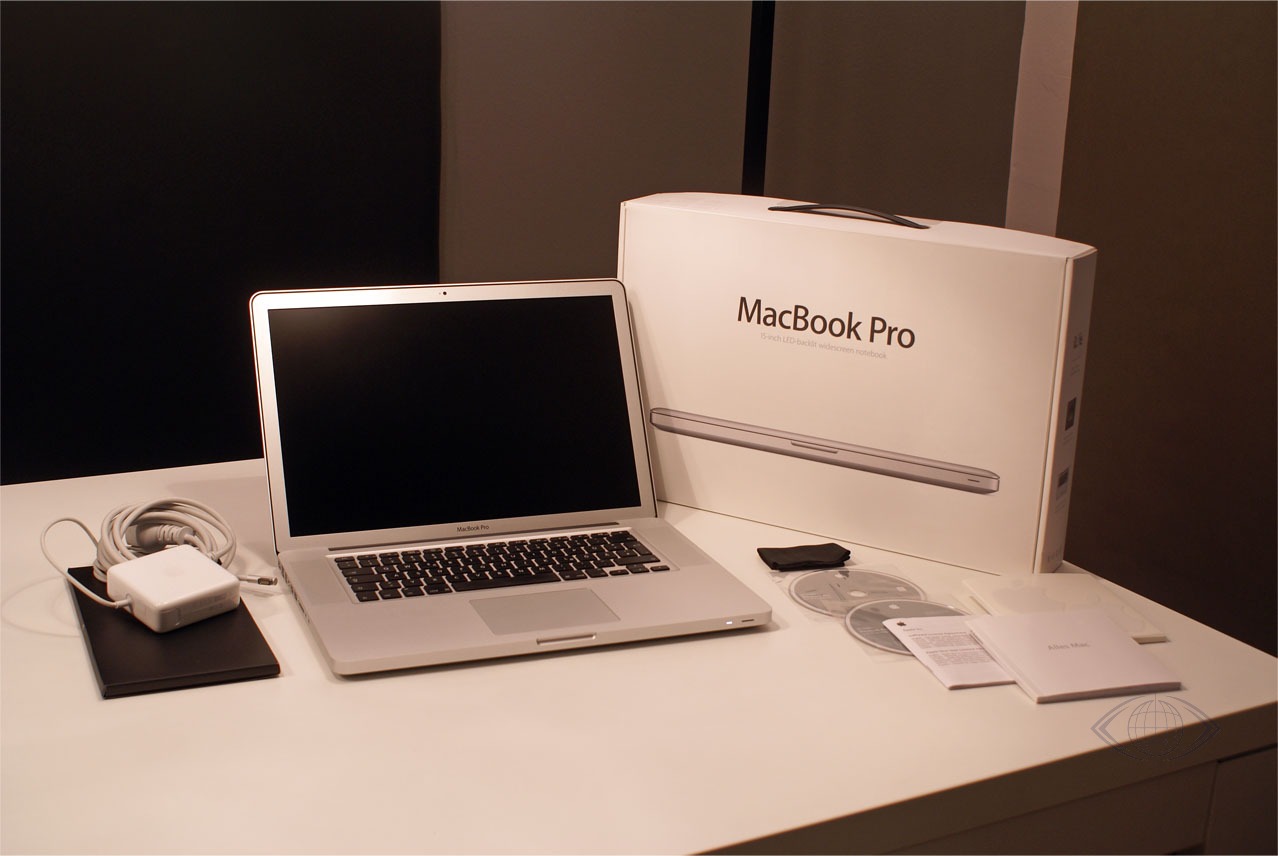 Apple представила первый MacBook Pro с сенсорным экраном